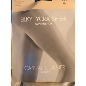 Casual Corner Hosiery Silky Lycra Sheer Control Top Pantyhose Size C Navy